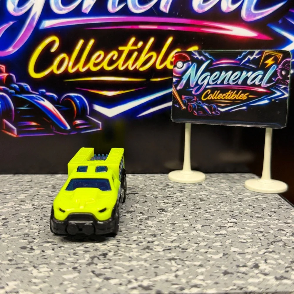 Hot Wheels Rescue Duty Neon Lime Green Track 1st Response Diecast Truck 2012